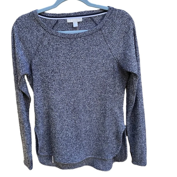 ZELLA LONG SLEEVE ACTIVE TOP - Picture 1 of 4